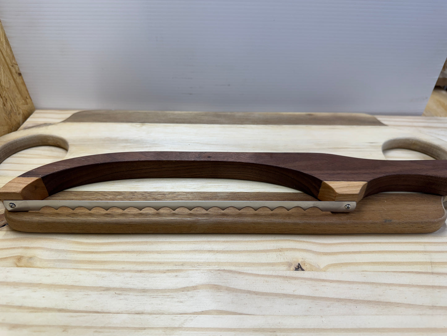 Walnut and Cherry Bread Bread Knife