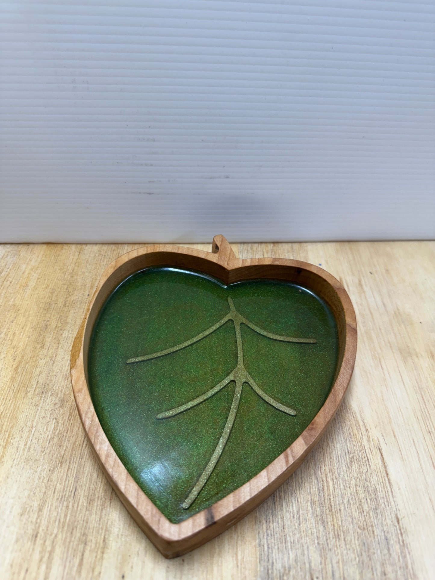 Elm Leaf Tray