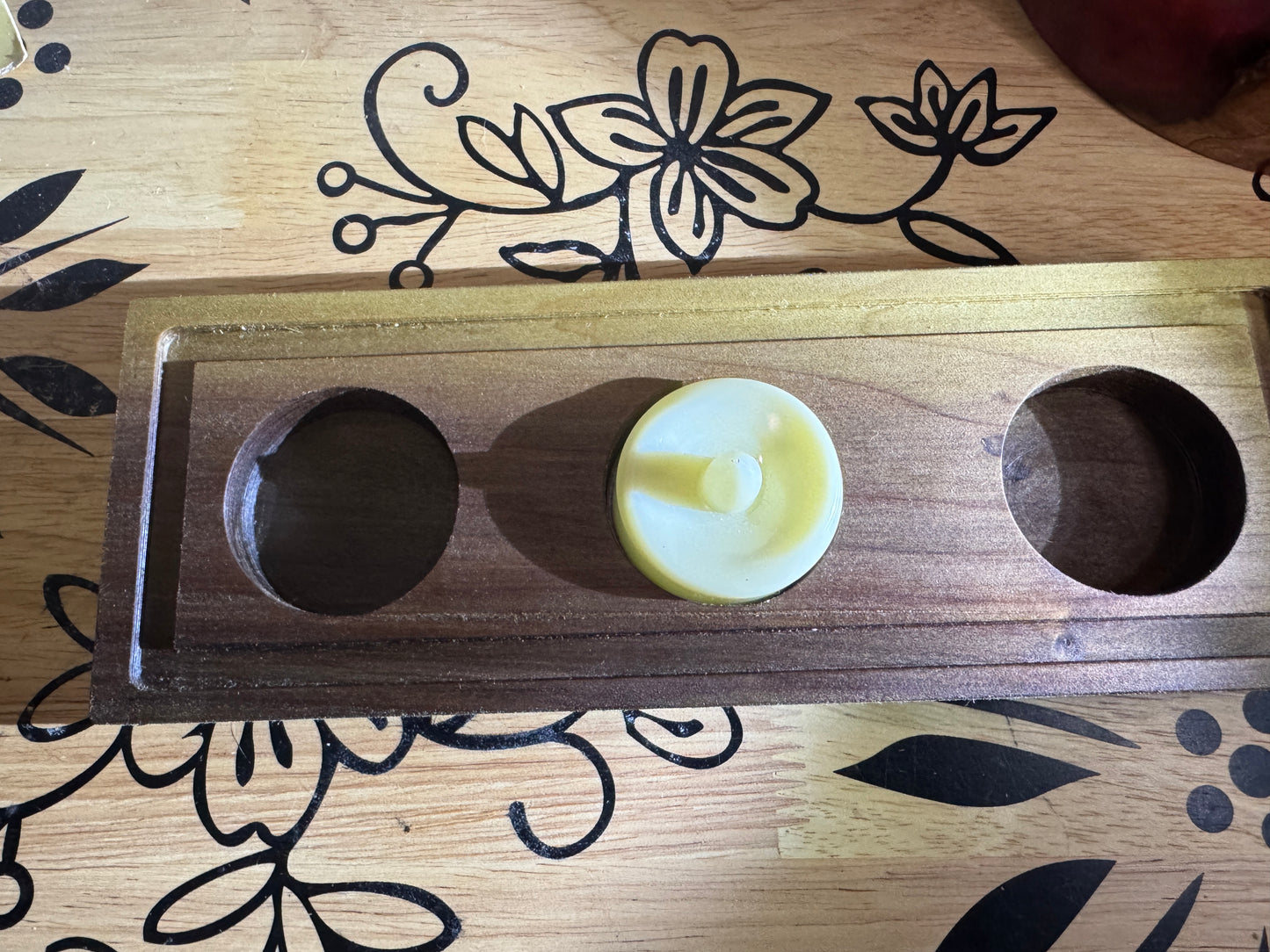 Rustic Poplar Tea Light Holder 1